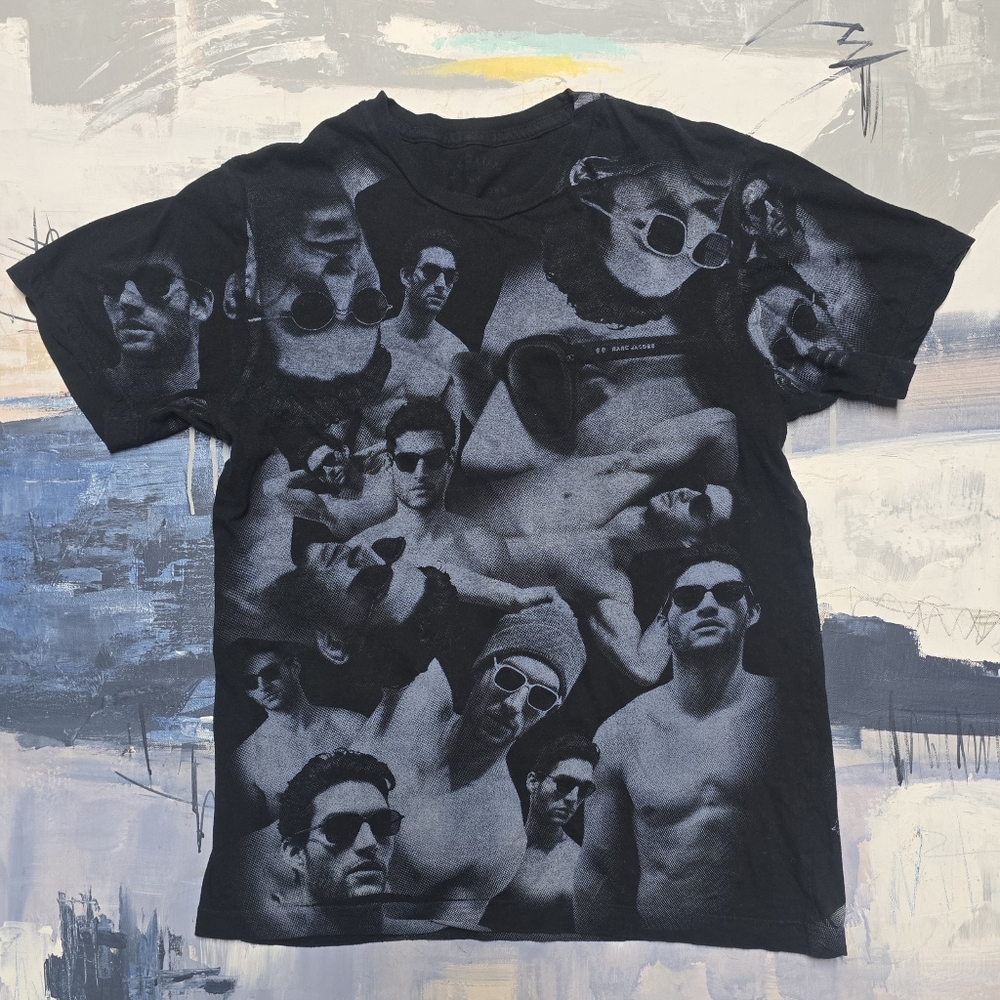 by Marc Jacobs Men's T-Shirt Black All Over Print Graphic Short Sleeve Size Med